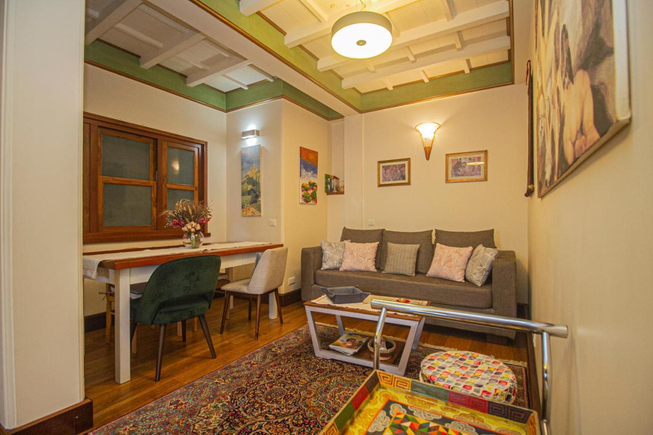 Amritara Luxury Villa Tosca, 강토크 외부 사진